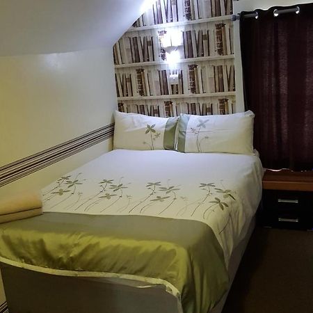 Portsmouth Budget Hotels - All Rooms Are En-Suite 外观 照片