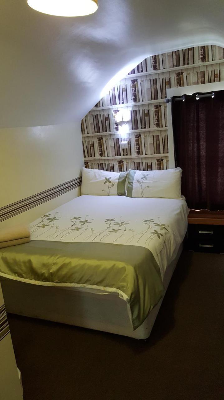 Portsmouth Budget Hotels - All Rooms Are En-Suite 外观 照片